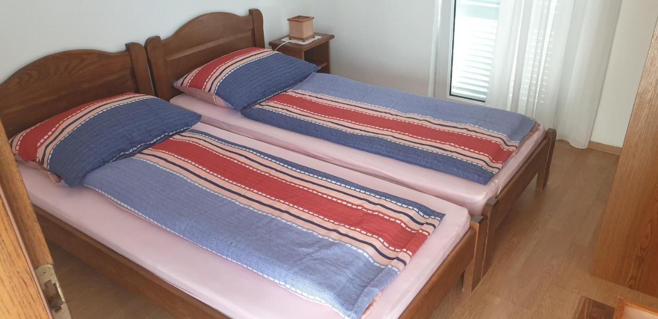 Apartments Stojanovic Ražanac エクステリア 写真