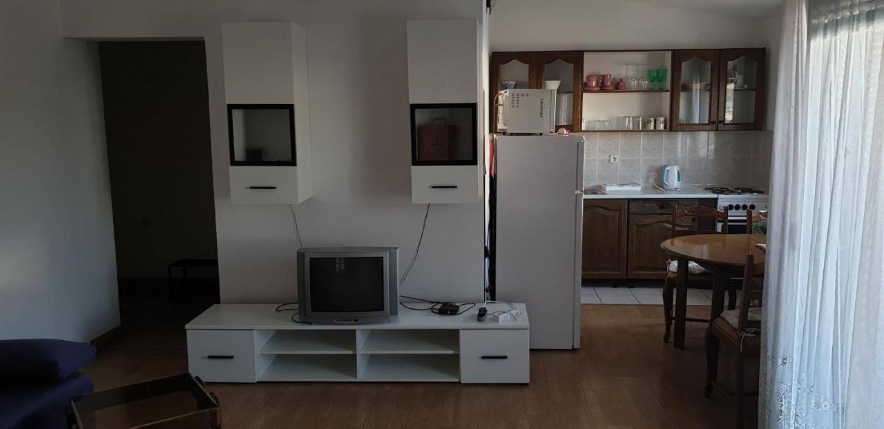 Apartments Stojanovic Ražanac エクステリア 写真