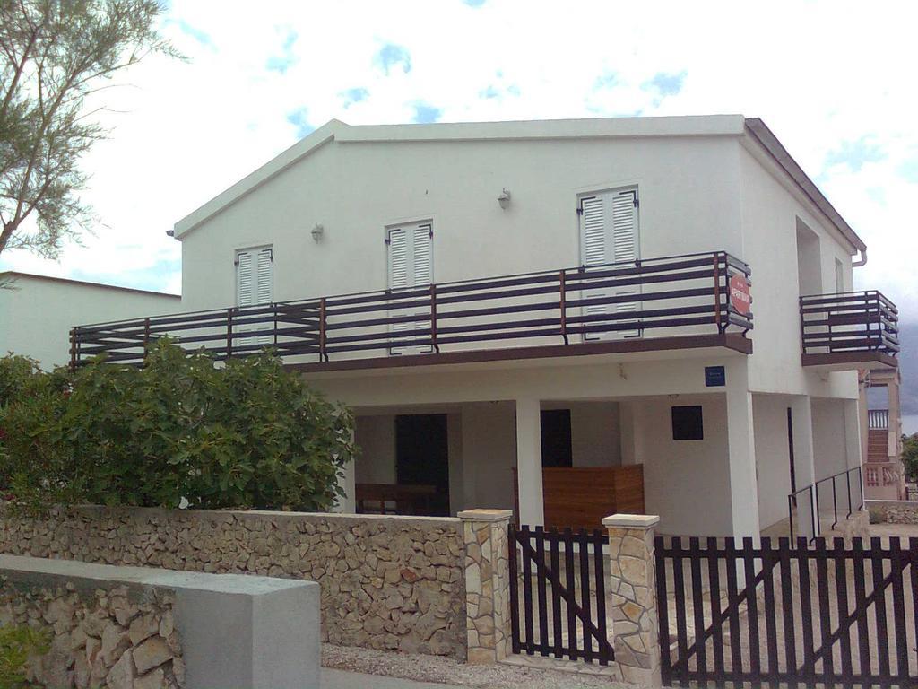 Apartments Stojanovic Ražanac エクステリア 写真